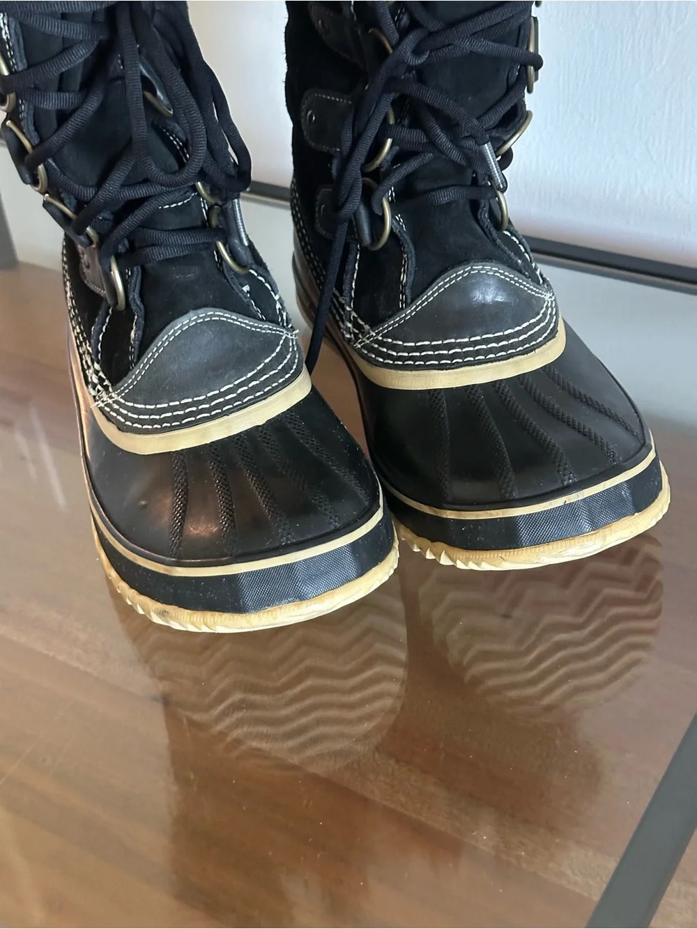 SOREL Joan of Arctic Waterproof Boot Size 10